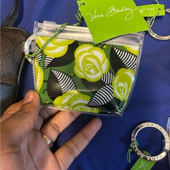 Vera Bradley Zippidy keychain lot - Picture 3 of 4